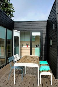 chalet-krab-terras-buitentafel-hallo-terschelling