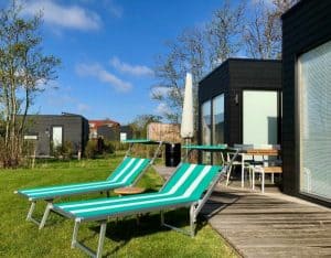 ligstoelen-zonnen-chalet-krab - Hallo Terschelling