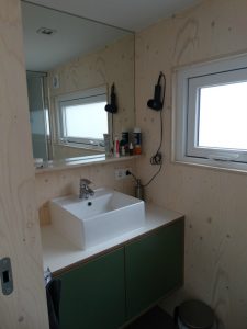 chalet-black-beauty-badkamer