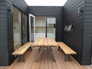 chalet-black-beauty-terras-picknicktafel-hallo-terschelling