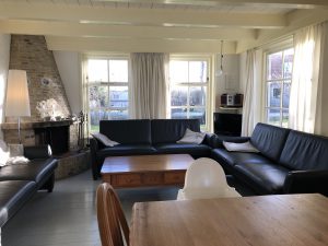 zithoek in familiehuis Roodkapje - Hallo Terschelling