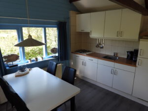keuken in huisje de Akker - Hallo Terschelling