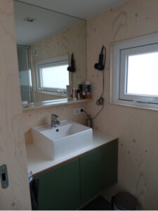 Badkamer wastafel- Chalet Black Beauty - Hallo Terschelling