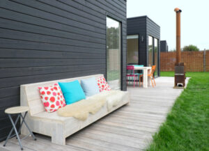 tante-alie-loungebank-buiten- Hallo Terschelling