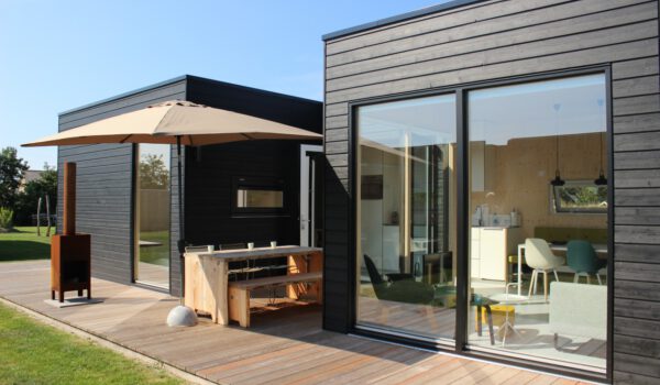 Lichthus chalet buitenaanzicht op Terschelling – Hallo terschelling – halloterschelling.nl
