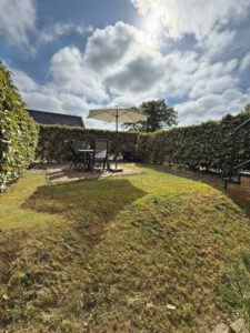 Afgesloten tuin 't Veilige Nest - Vakantiehuis op Terschelling _ Hallo Terschelling